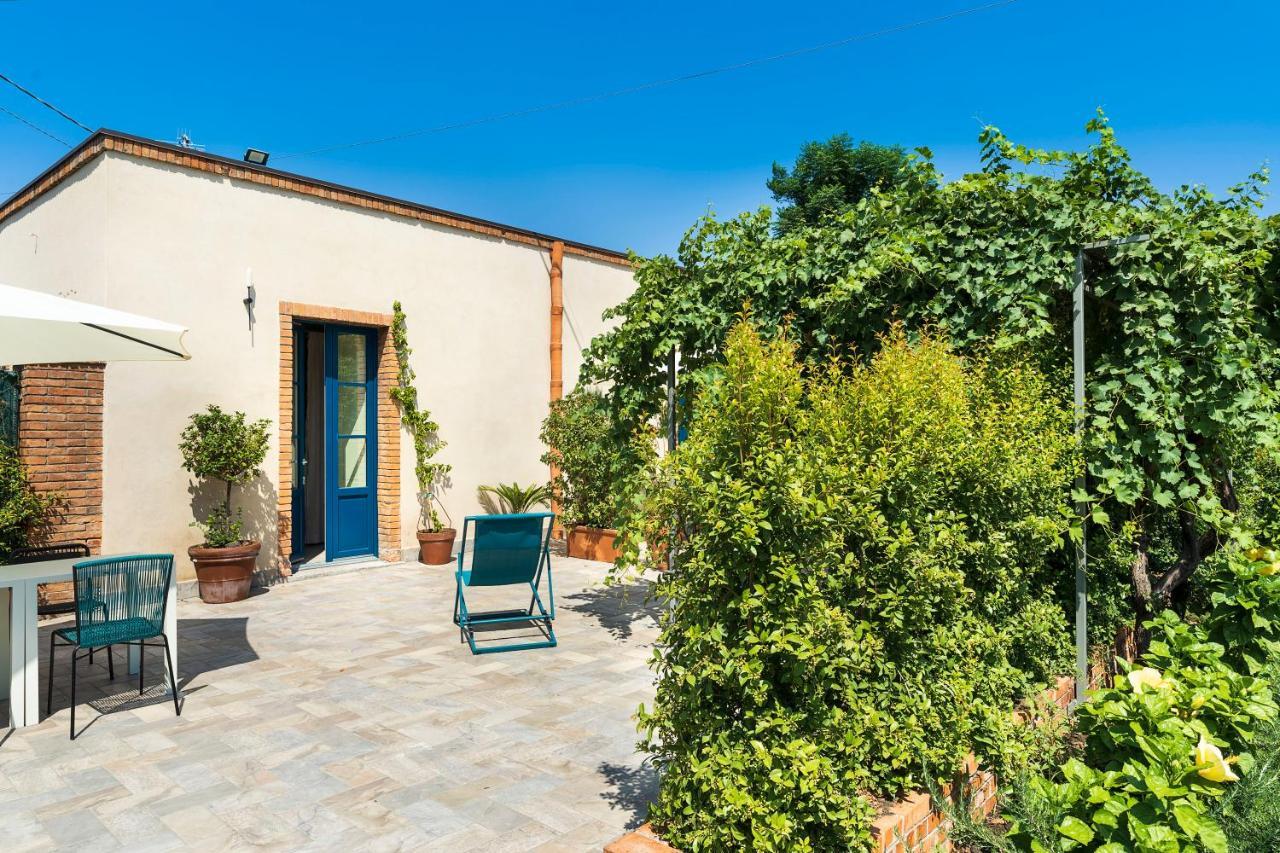 Suasor Villa Acireale Eksteriør bilde